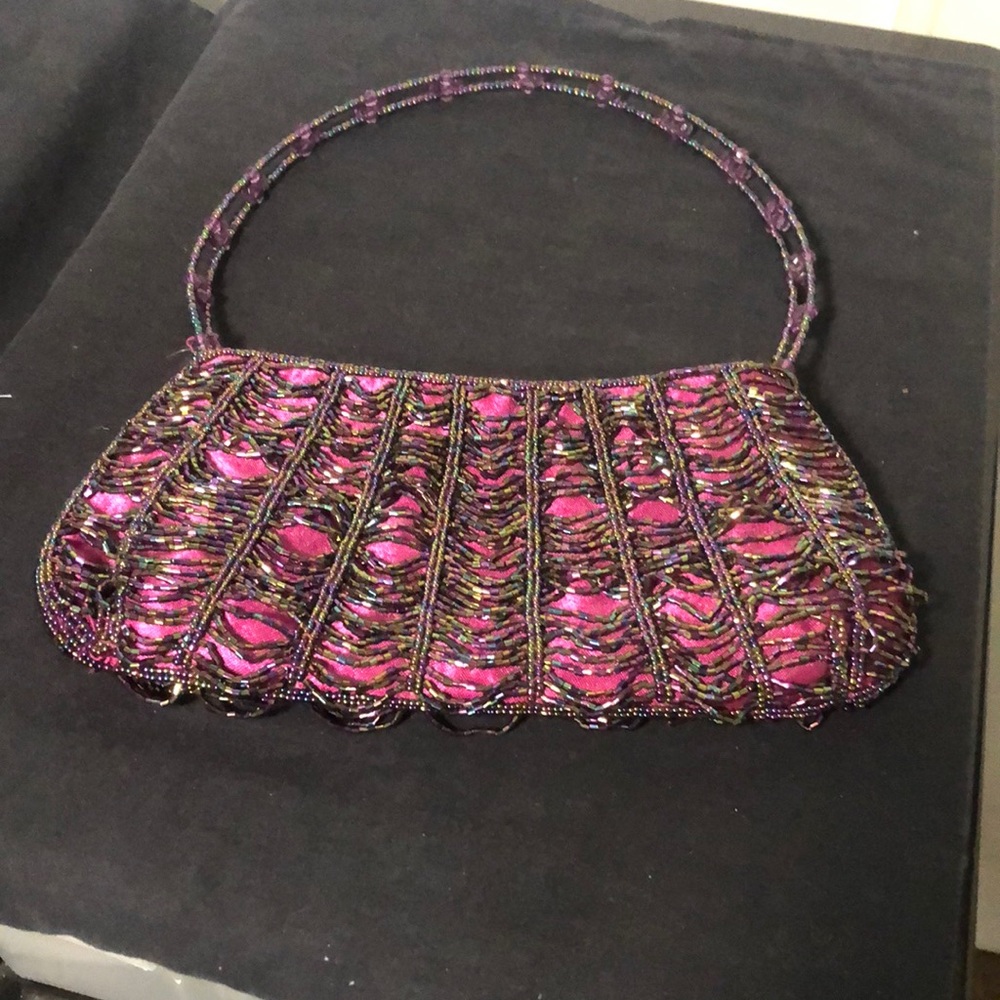 Striking Beaded hand bag with beaded handle - Picture 1 of 4